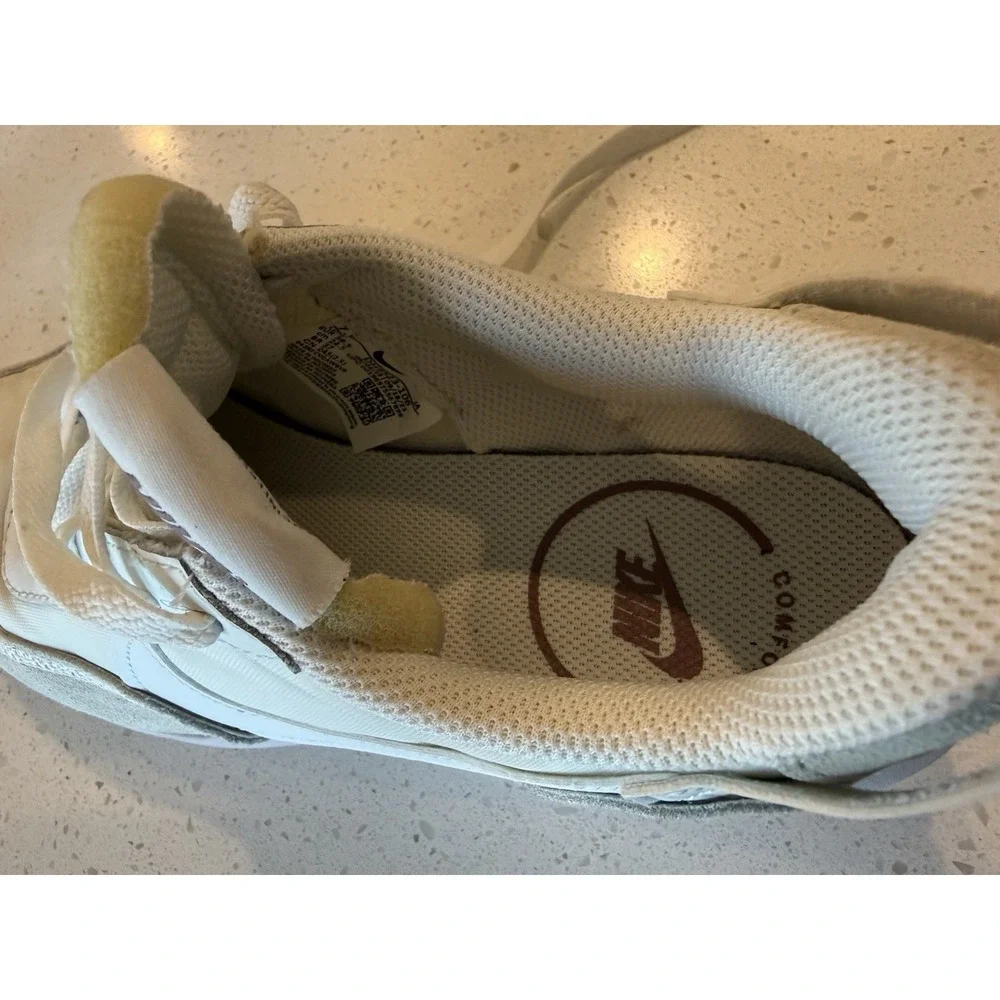 Nike Waffle Debut WMNS‎ Summit White / Smokey Mauve Women's Size 7.5